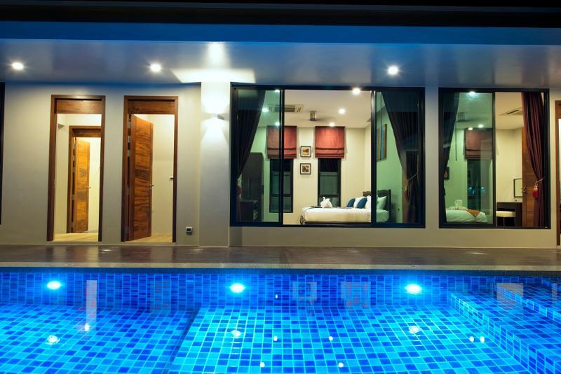 Narintara Private Pool - Free Tuk-tuk Service To The Beach! Villa *